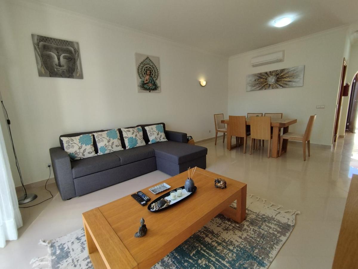 1D Areias De Porches, Pool & A/C - Casas & Papeis Apartment อาร์มาซอง เด เปรา ภายนอก รูปภาพ